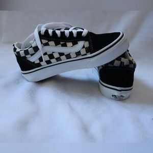 Vans Kids Checkered Black and White Sneakers Unisex little kids (1)